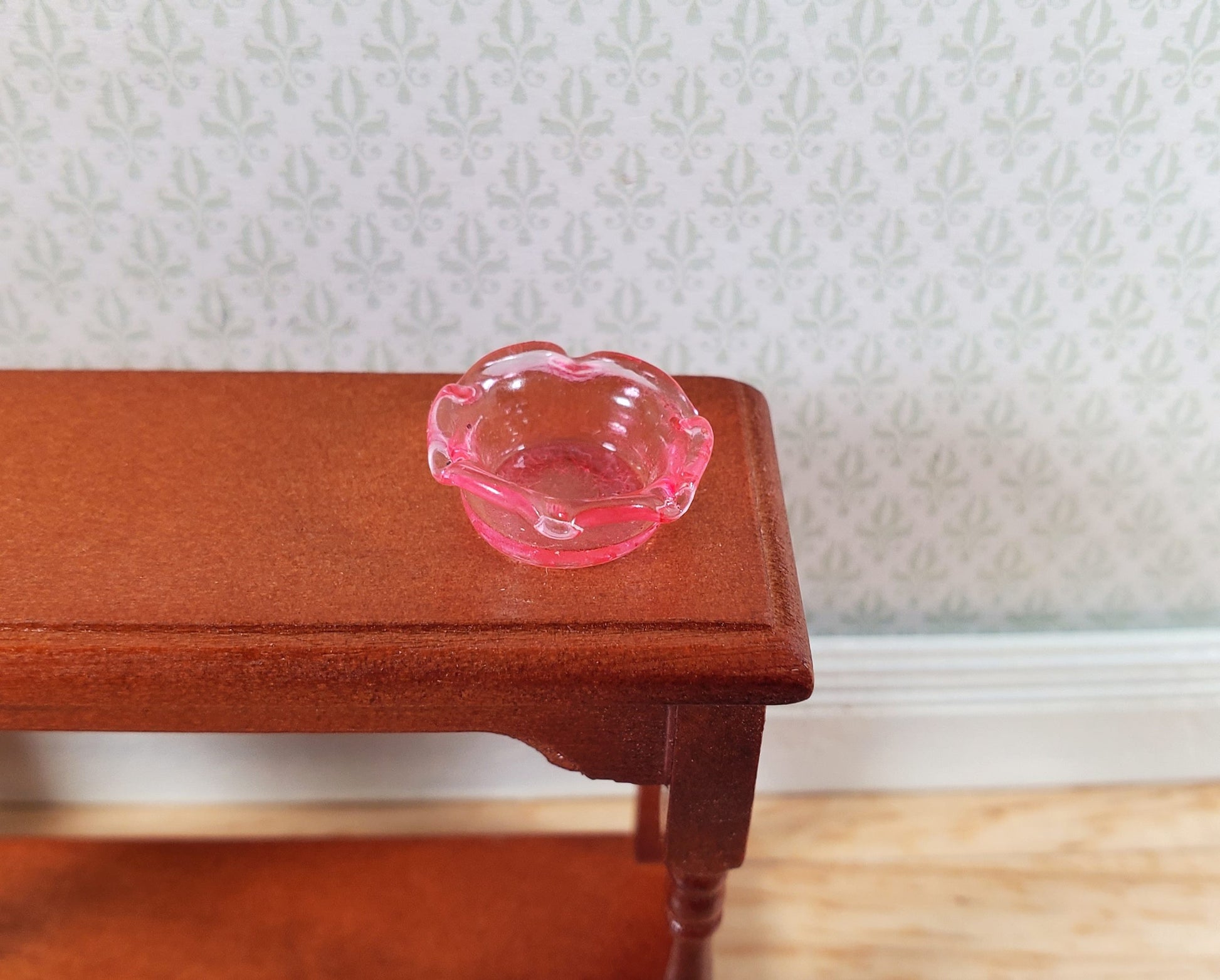 Dollhouse Pink Glass Candy Dish or Serving Bowl 1:12 Scale Miniature