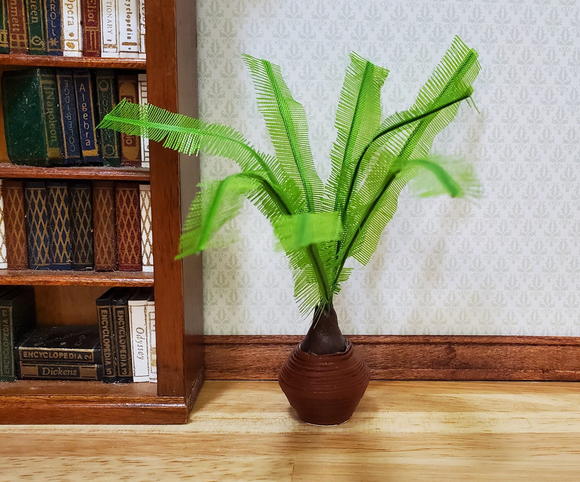 Dollhouse Potted Sago Palm in Brown Clay Pot 1:12 Scale Miniature Houseplant