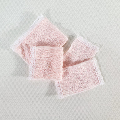 Dollhouse Pink Towels with Lace Set of 4 Bath 1:12 Scale Miniature Bathroom