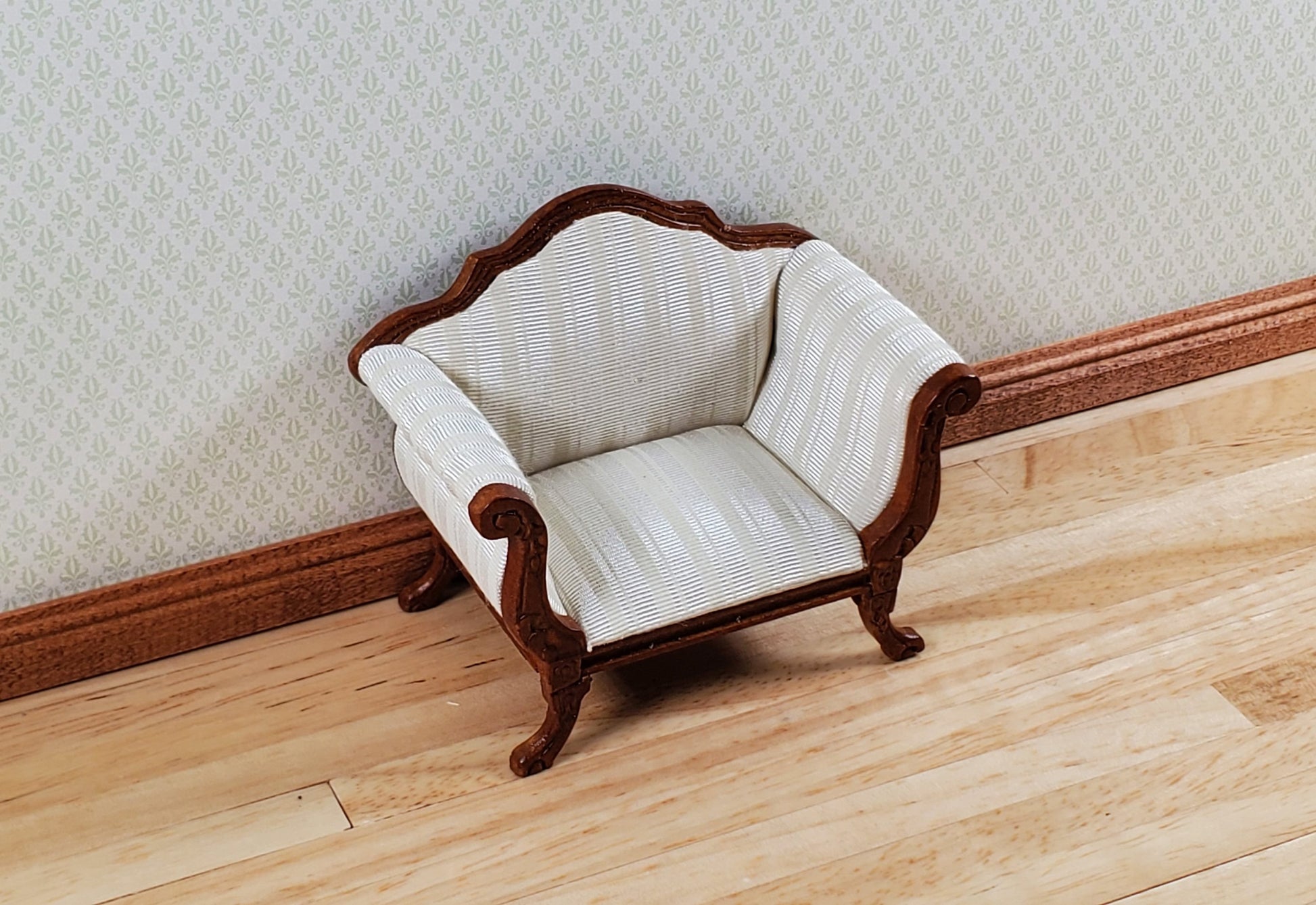 Dollhouse Wide Chair Victorian Cream Striped Fabric 1:12 Scale Furniture Hansson