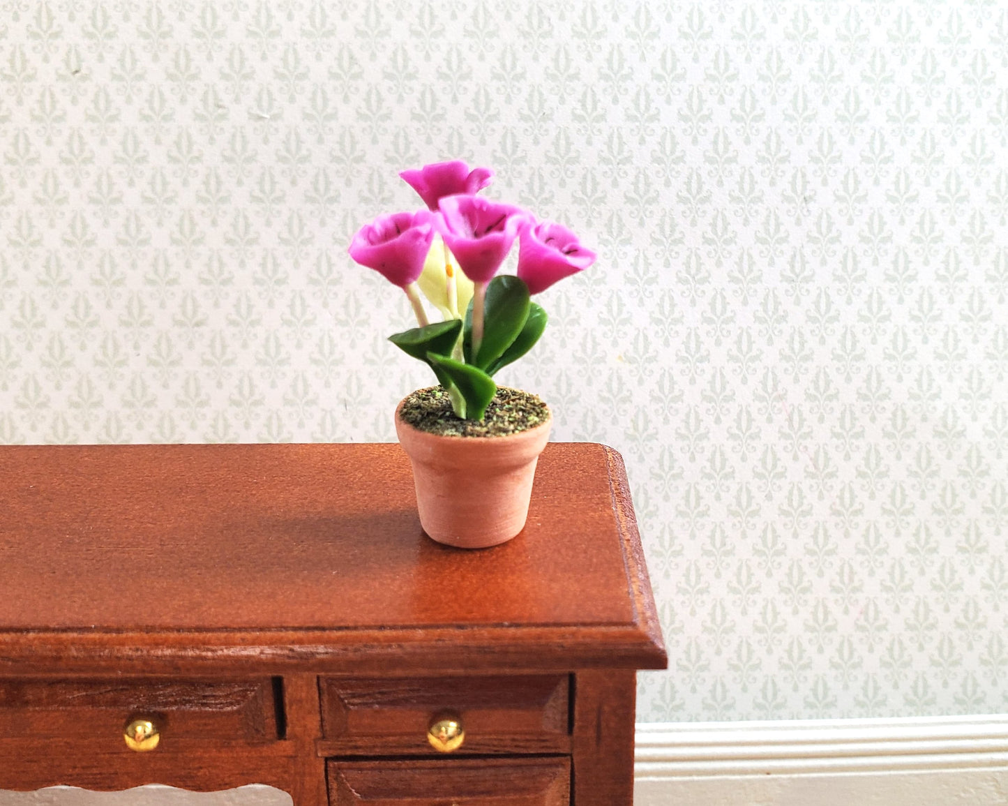 Dollhouse Potted Flowers Dark Pink 1:12 Scale Houseplant in Terra Cotta Pot