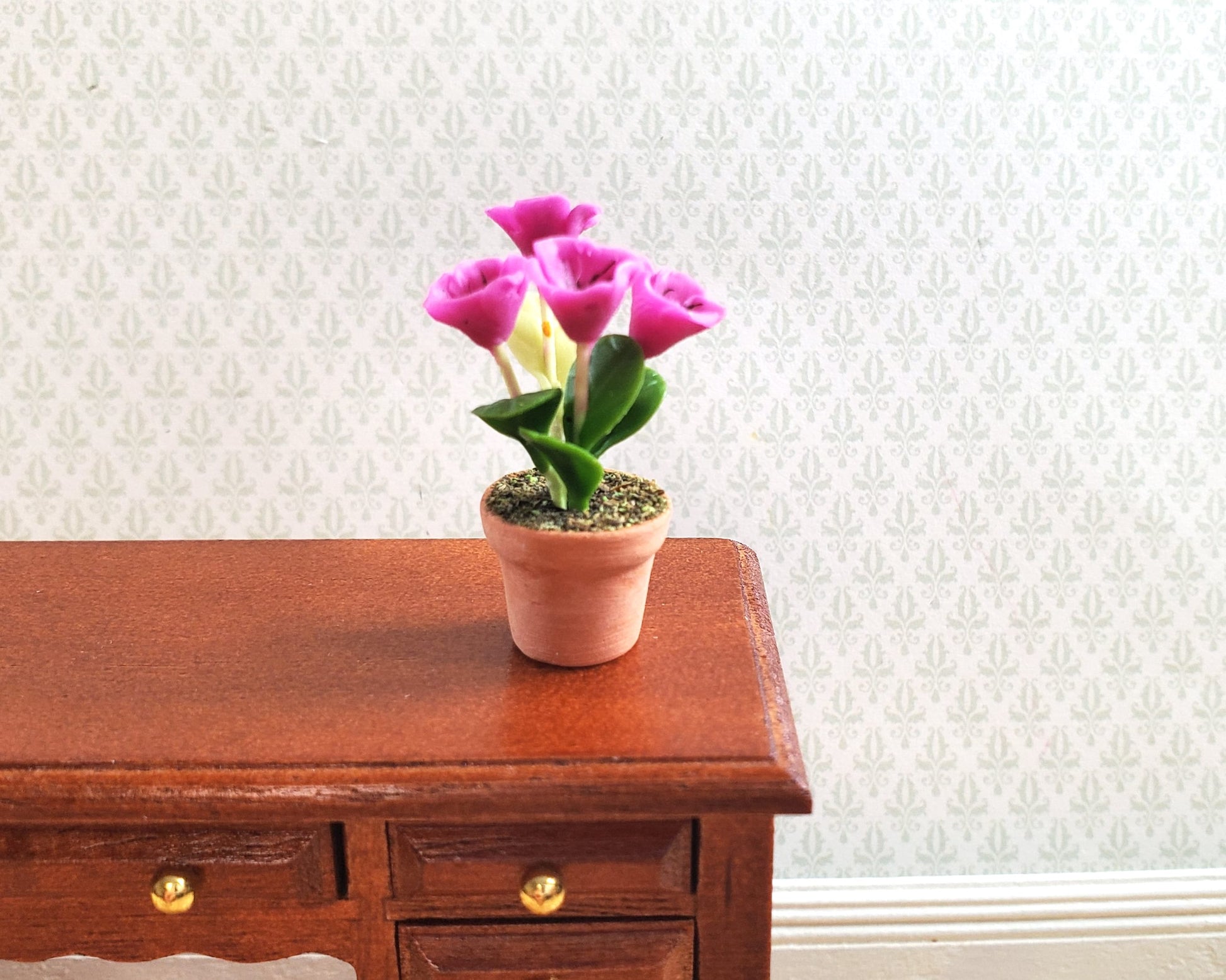 Dollhouse Potted Flowers Dark Pink 1:12 Scale Houseplant in Terra Cotta Pot