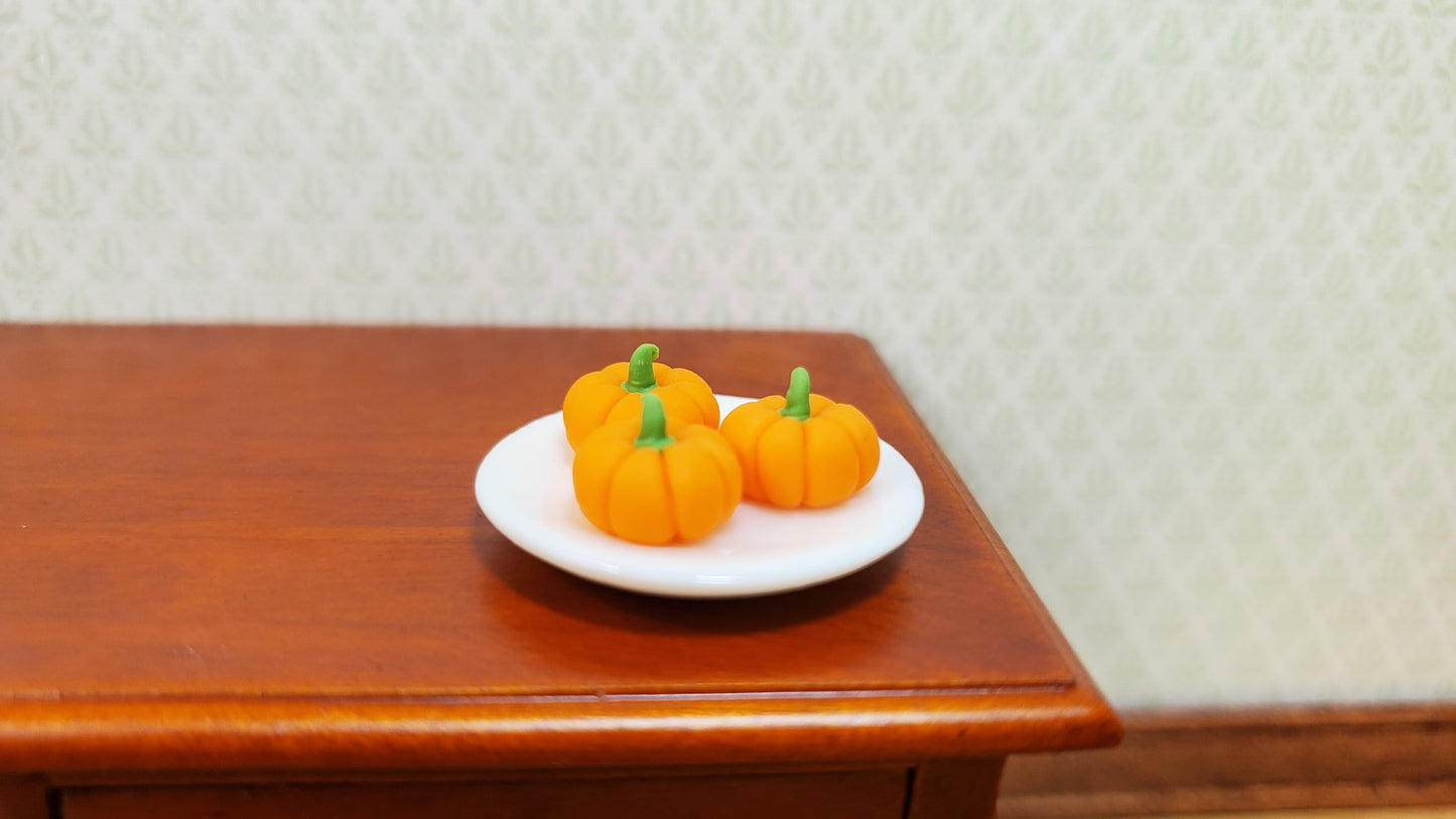 Dollhouse Pumpkins Set of 3 1:12 Scale Miniature Food Halloween Kitchen Grocery