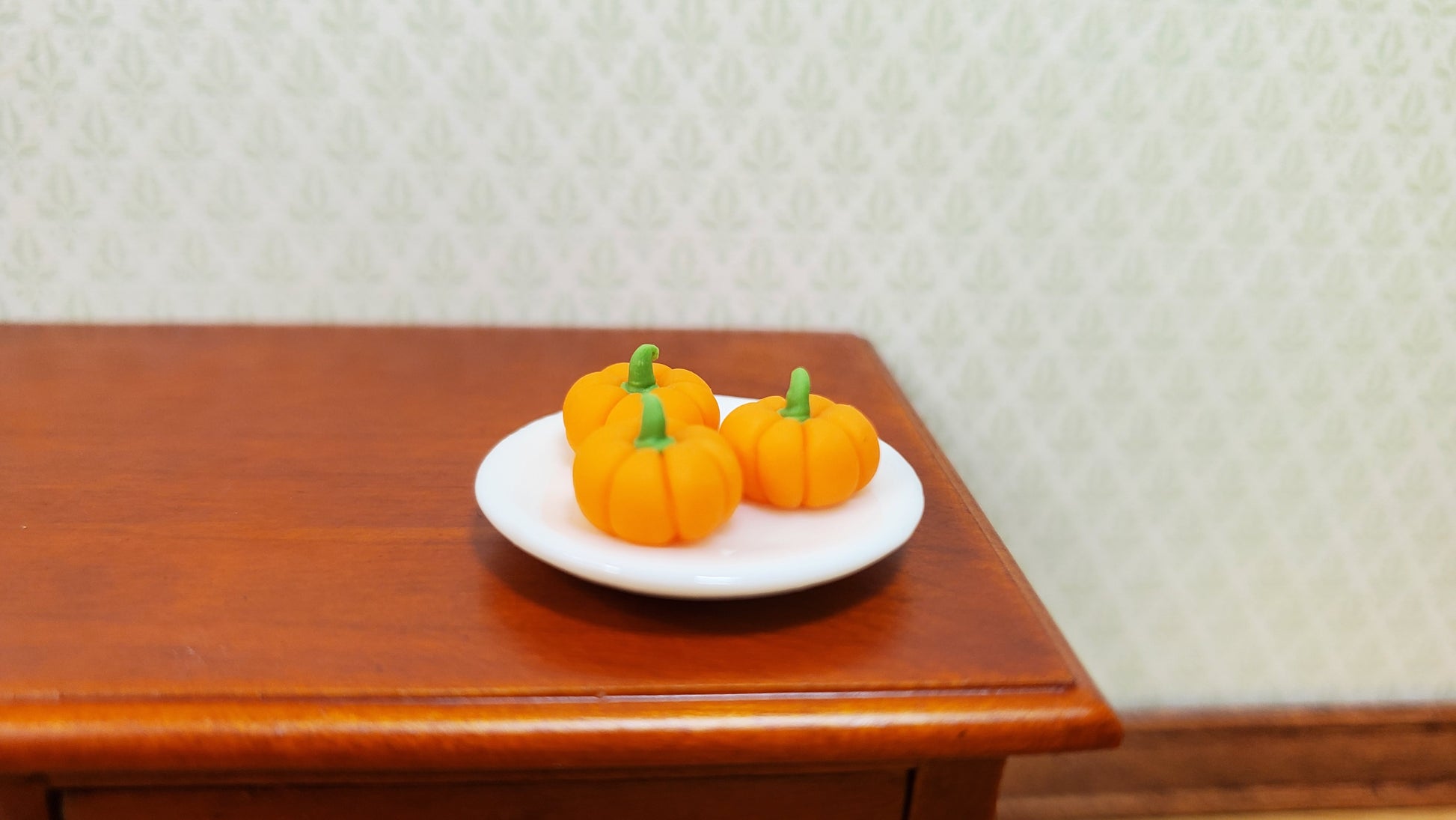 Dollhouse Pumpkins Set of 3 1:12 Scale Miniature Food Halloween Kitchen Grocery