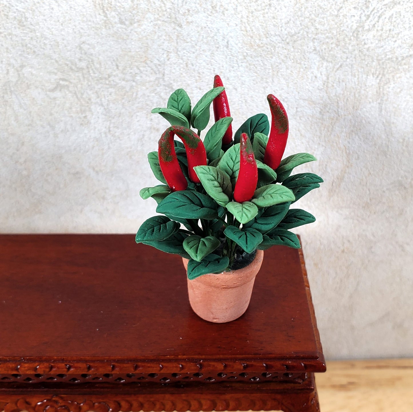 Dollhouse Red Chili Plant in a Terra Cotta Pot 1:12 Scale Miniature Houseplant