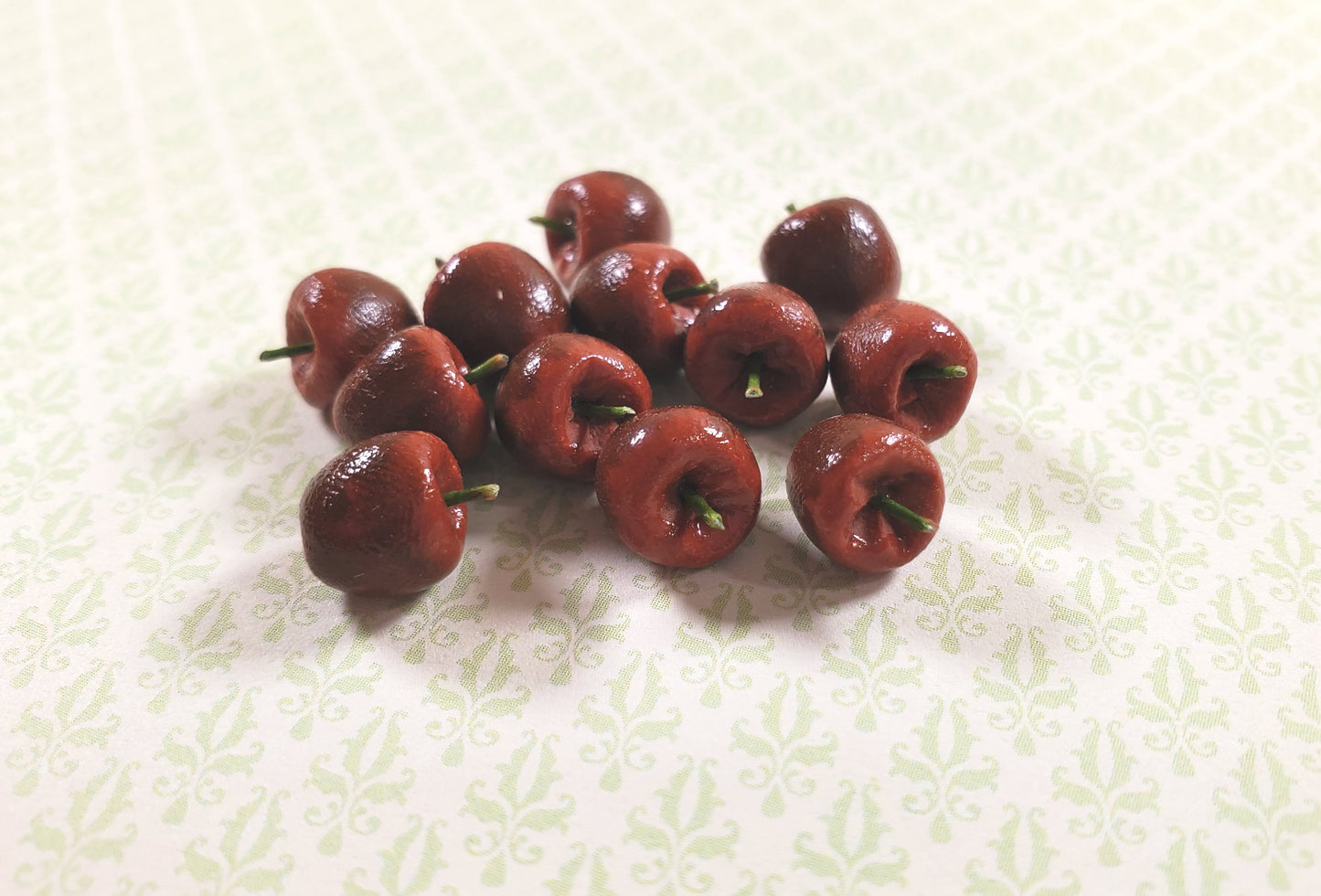 Dollhouse Apples Sett of 12 1:12 Scale Miniatures Kitchen Food Fruits Grocery