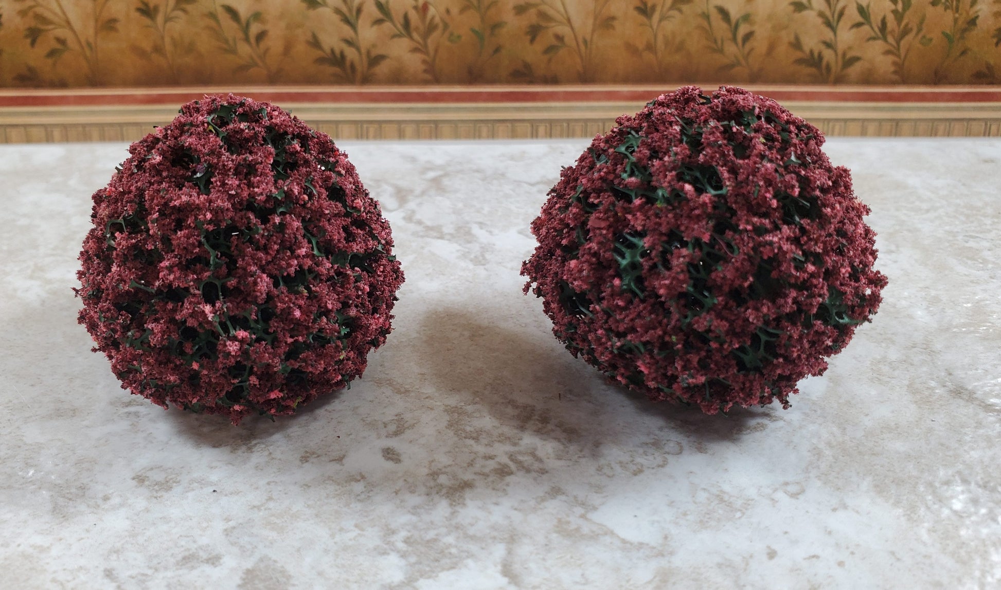 2 Model Scenery Round Flowering Shrubs Mauve Dollhouses Scale Model RR 1.5"