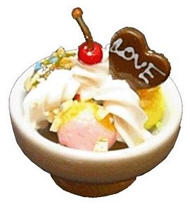 Dollhouse Neapolitan Sundae in Bowl 1:12 Scale Miniature Food Dessert Kitchen