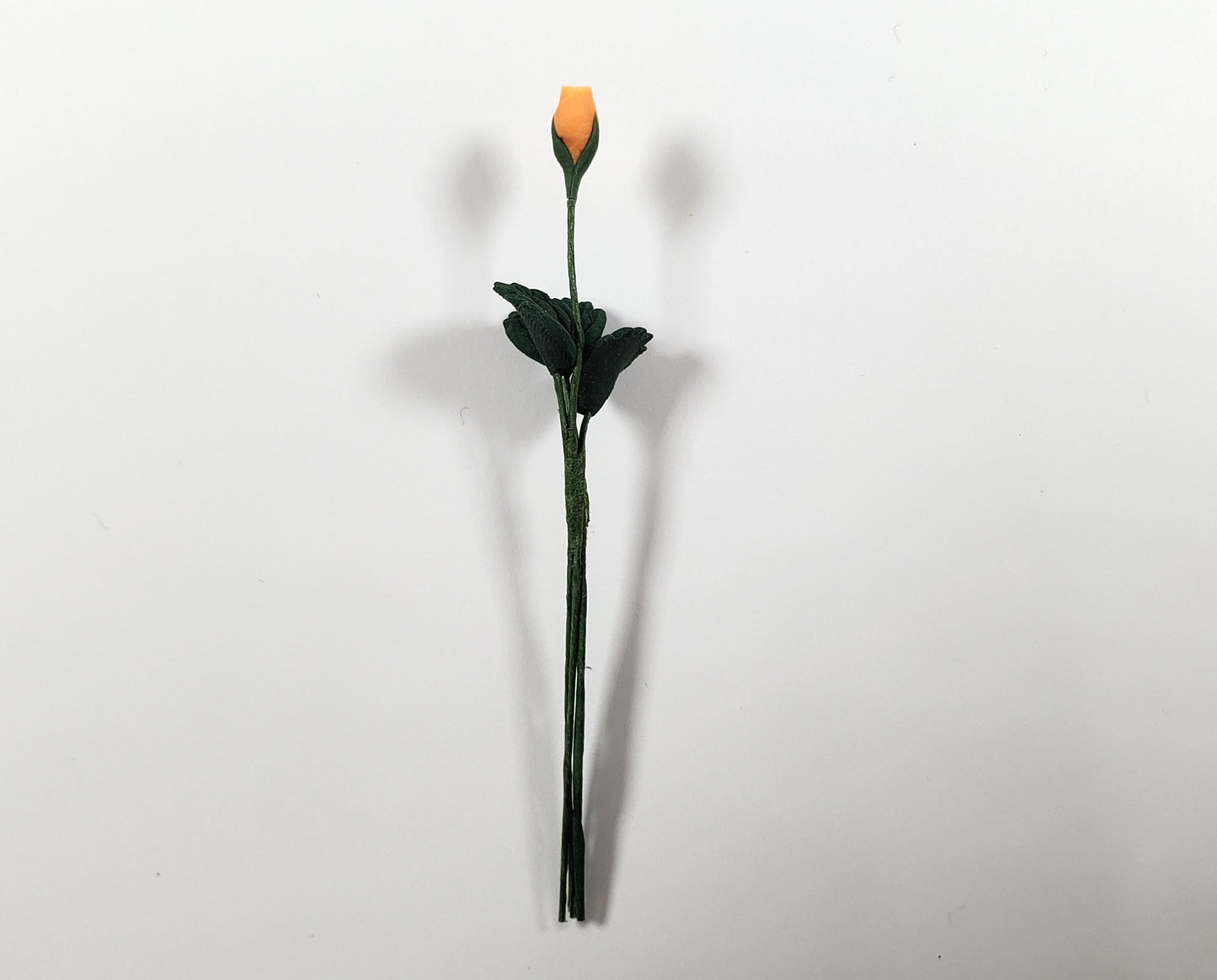 Dollhouse Apricot Rose Bud Single Stem with Foliage 1:12 Scale Miniature