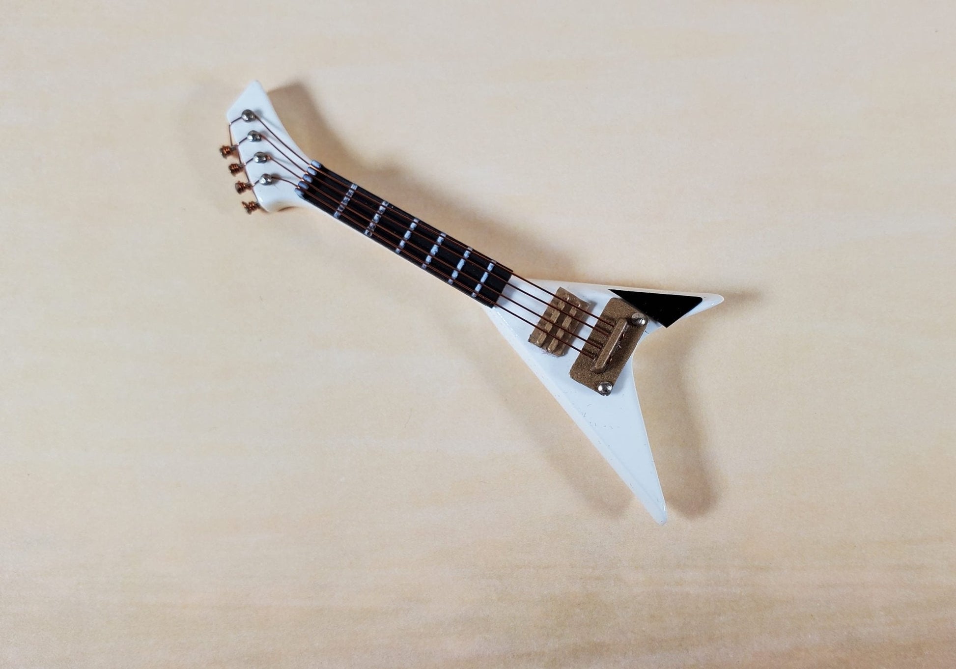 Miniature Electric Guitar V Shaped Prop Model White and Black w/Case 2 7/8" Long - Miniature Crush