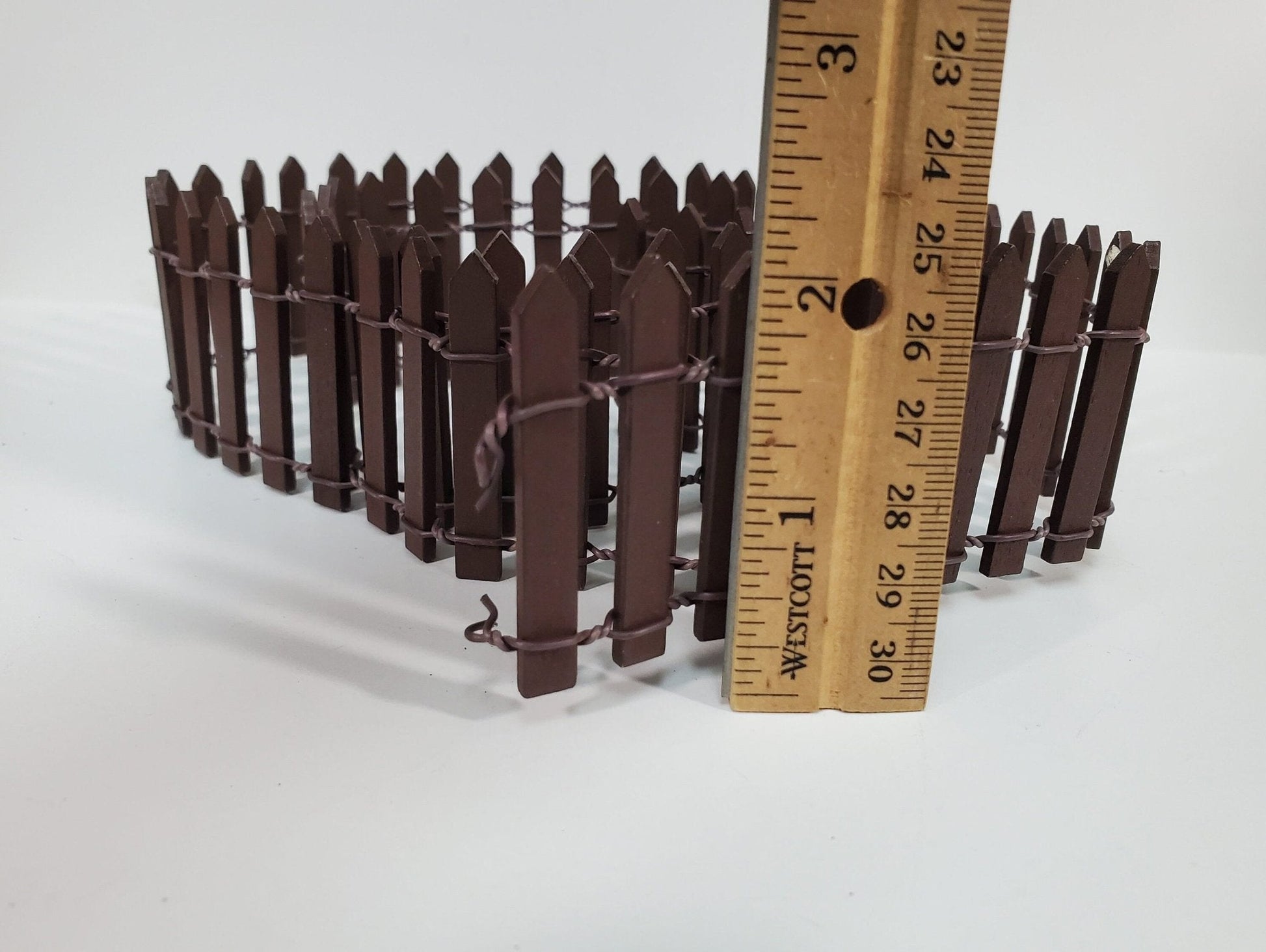Miniature Fencing Brown Picket Fence Wood & Metal 100 cm x 5 cm tall Bendable - Miniature Crush