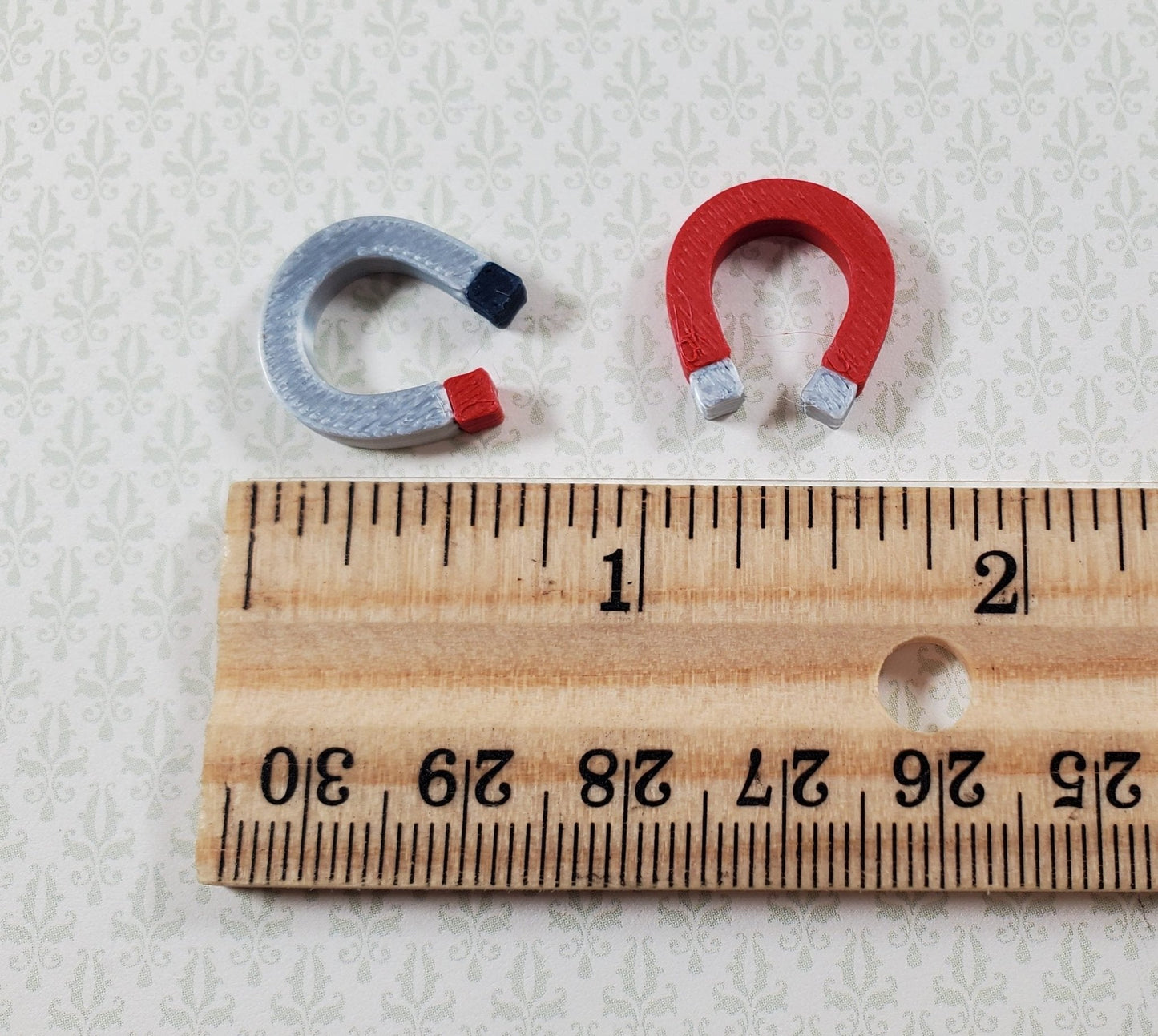 Miniature Prop Horseshoe Magnets for Action Figures Dioramas 3D Printed Science - Miniature Crush