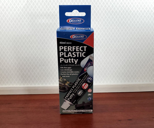 Perfect Plastic Putty Filler Deluxe Materials 40 ml Plastics Resins Takes Paint - Miniature Crush