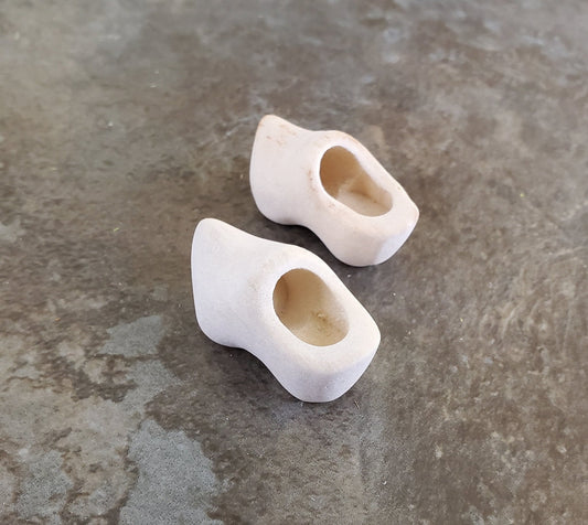 Tiny Wooden Dutch Clogs for Painting Decoration Dollhouse Miniatures Fairy Garden - Miniature Crush