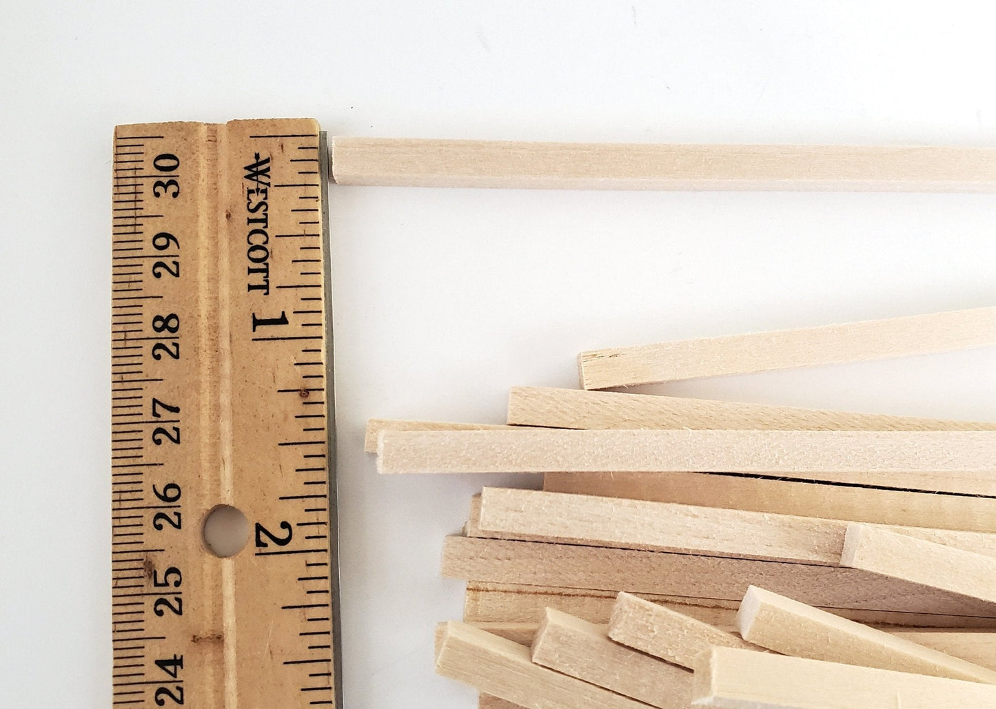Wood Beams Posts 3/16 x 3/16 x 6" long x20 Basswood Model Making Dollhouses Dioramas - Miniature Crush